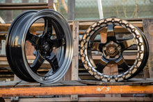 Load image into Gallery viewer, Forgestar D5 Gloss Black Wheels w/Machined Lip Package  (Toyota Supra )